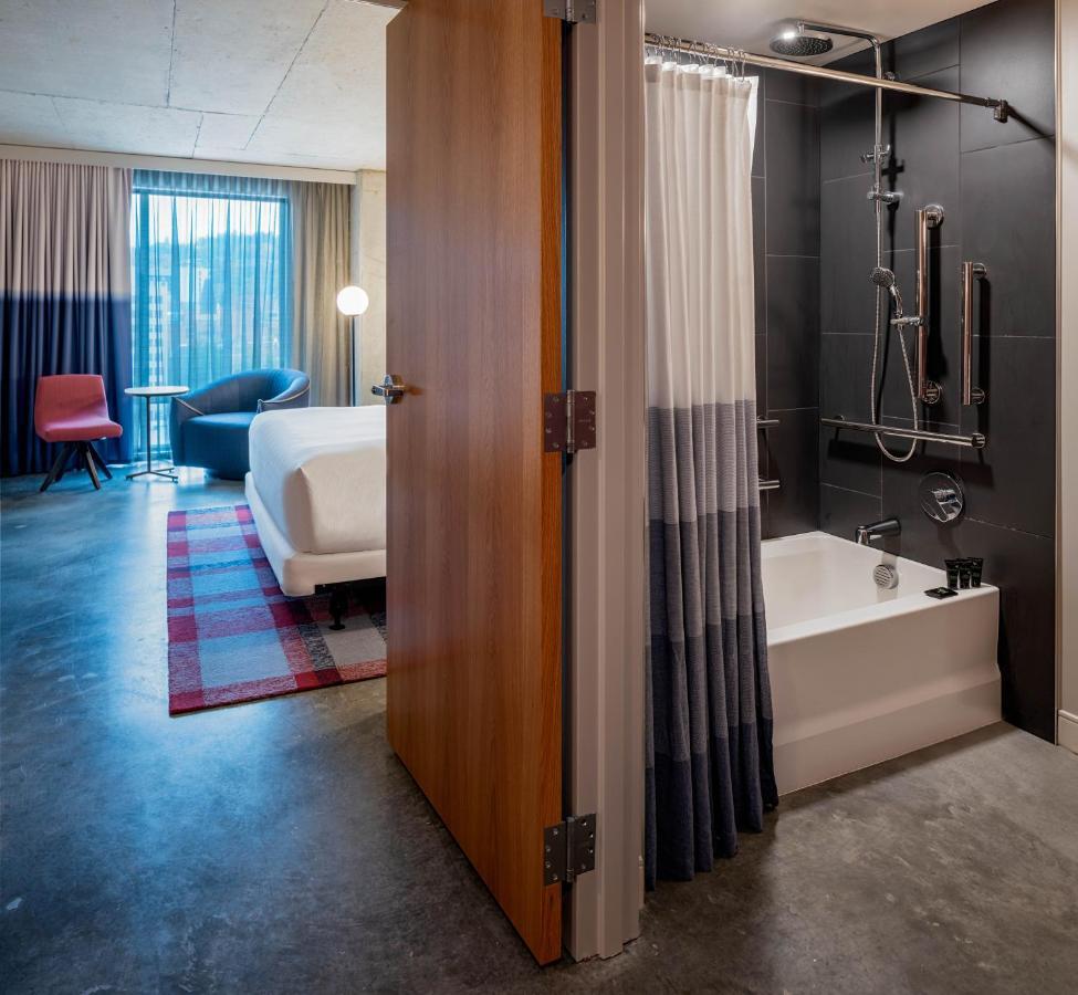 Hyatt Centric Downtown 4*